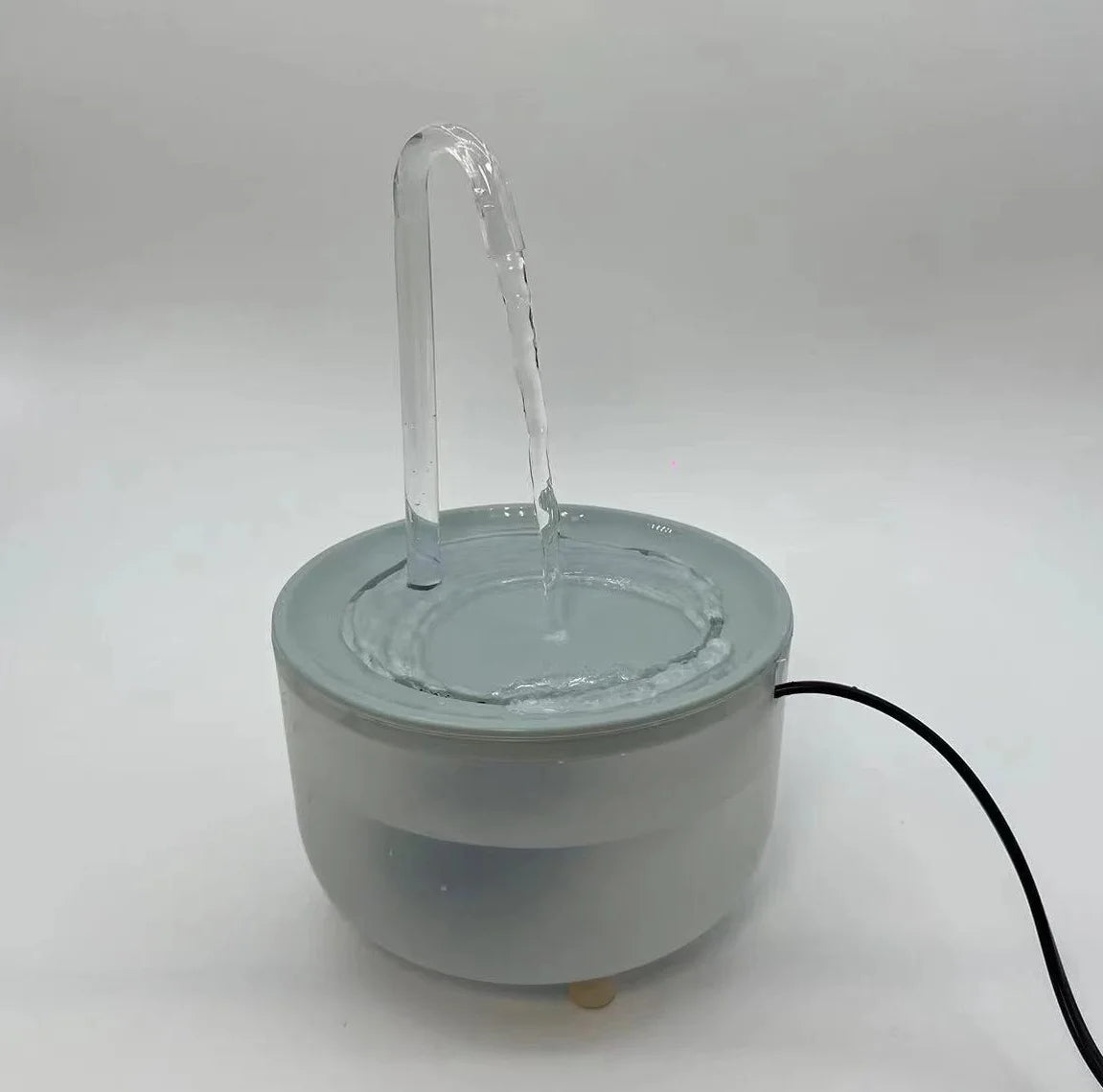 Fuente de Agua para Gatos con Filtro — Bebedero Silencioso USB 1.2L