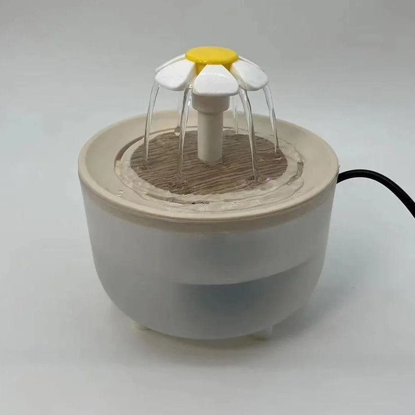 Fuente de Agua para Gatos con Filtro — Bebedero Silencioso USB 1.2L
