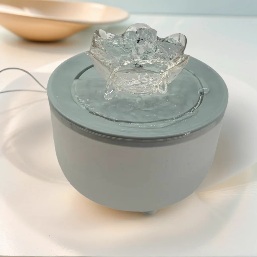 Fuente de Agua para Gatos con Filtro — Bebedero Silencioso USB 1.2L